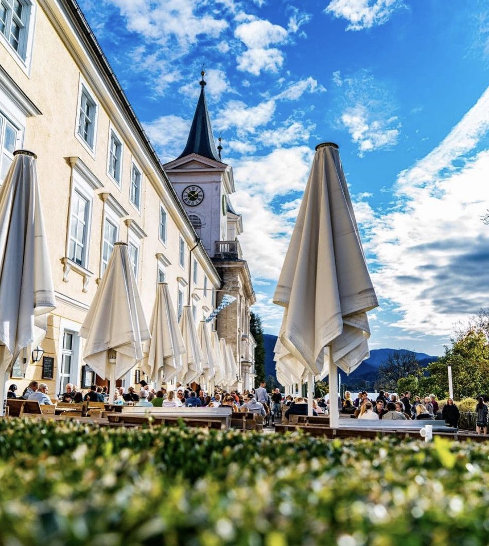 View of the sun terrace of the Bräustüberl Tegernsee restaurant